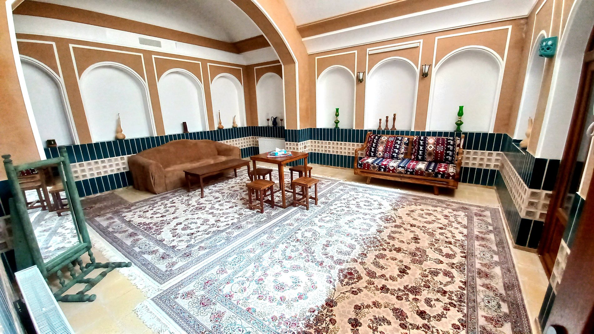 ویلا یک‌ خوابه خانه باهور