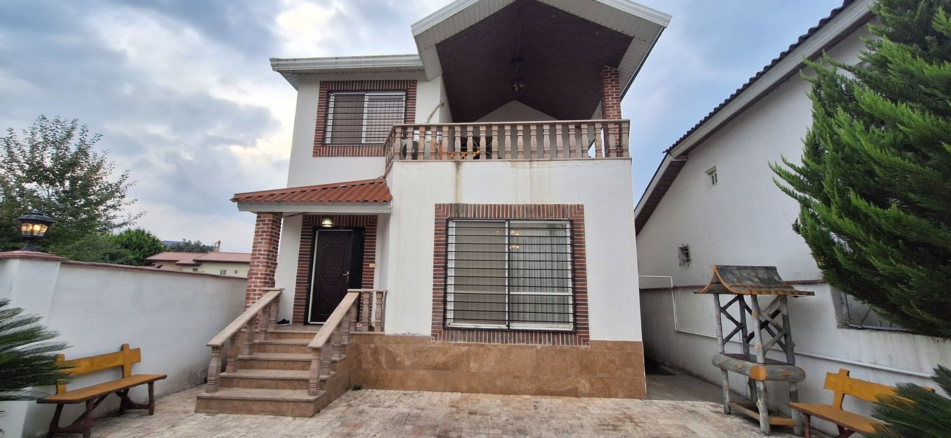 ویلا دوخوابه جنگلی دوبلکس خوریه