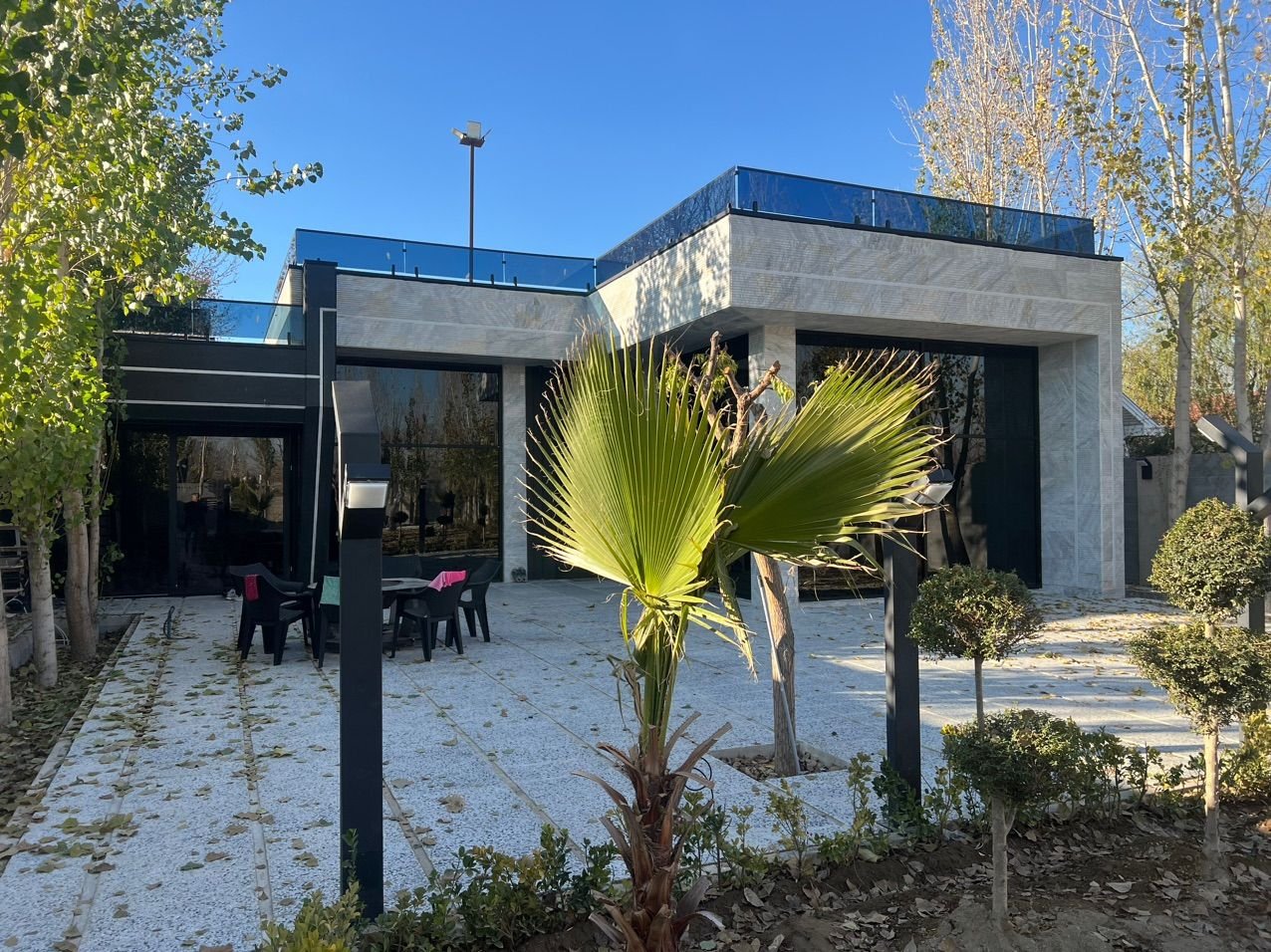 ویلا سه خوابه استخردار آبگرم اهورا