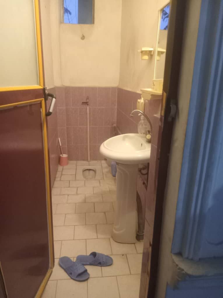 سوئیت سه خوابه منتظری