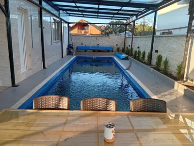 ویلا دوخوابه استخردار آبگرم روهام 2