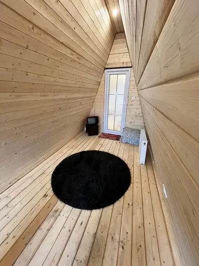 کلبه دوخوابه سوئیسی جکوزی دار هاشمیان