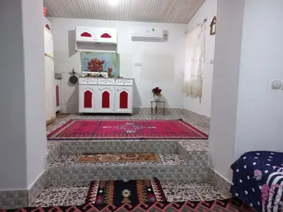 سوئیت فلت باغ دلنشین