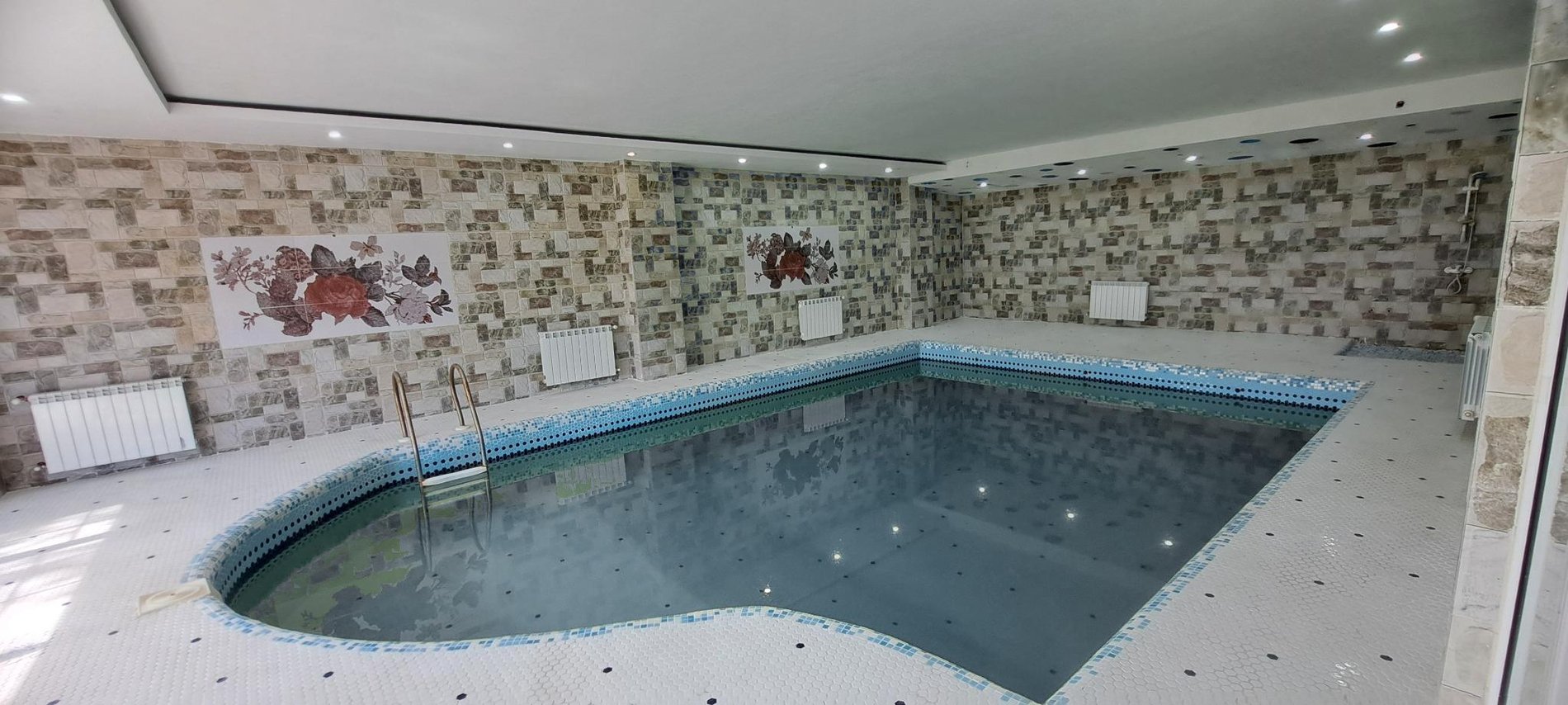 ویلا چهارخوابه استخردار سیفی