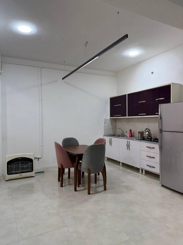 آپارتمان سه خواب ایوان