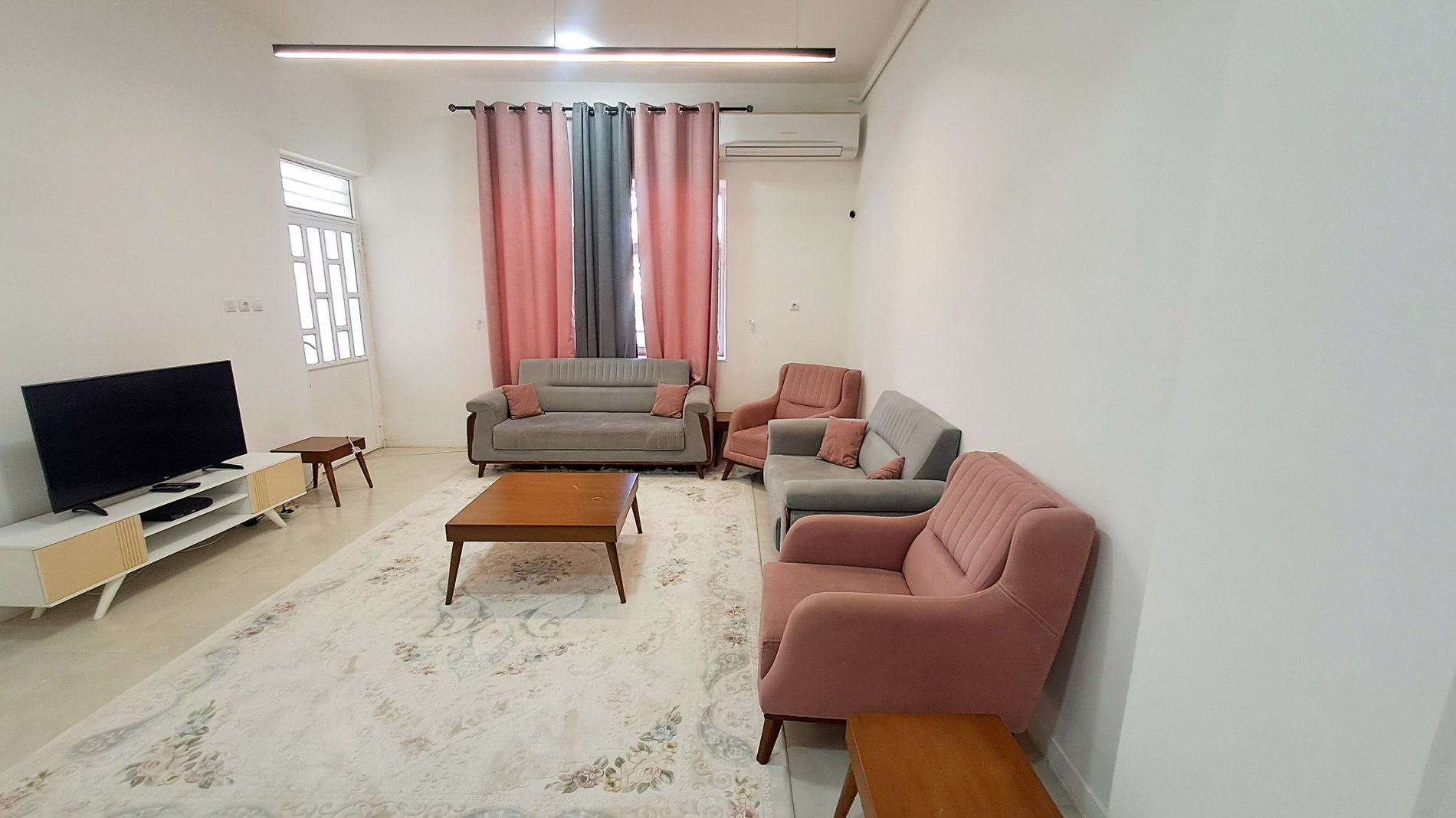 آپارتمان سه خواب ایوان