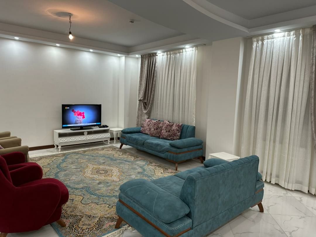 آپارتمان دوخوابه یادگار امام