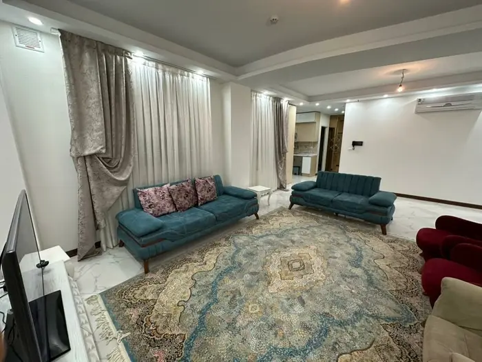 آپارتمان دوخوابه یادگار امام