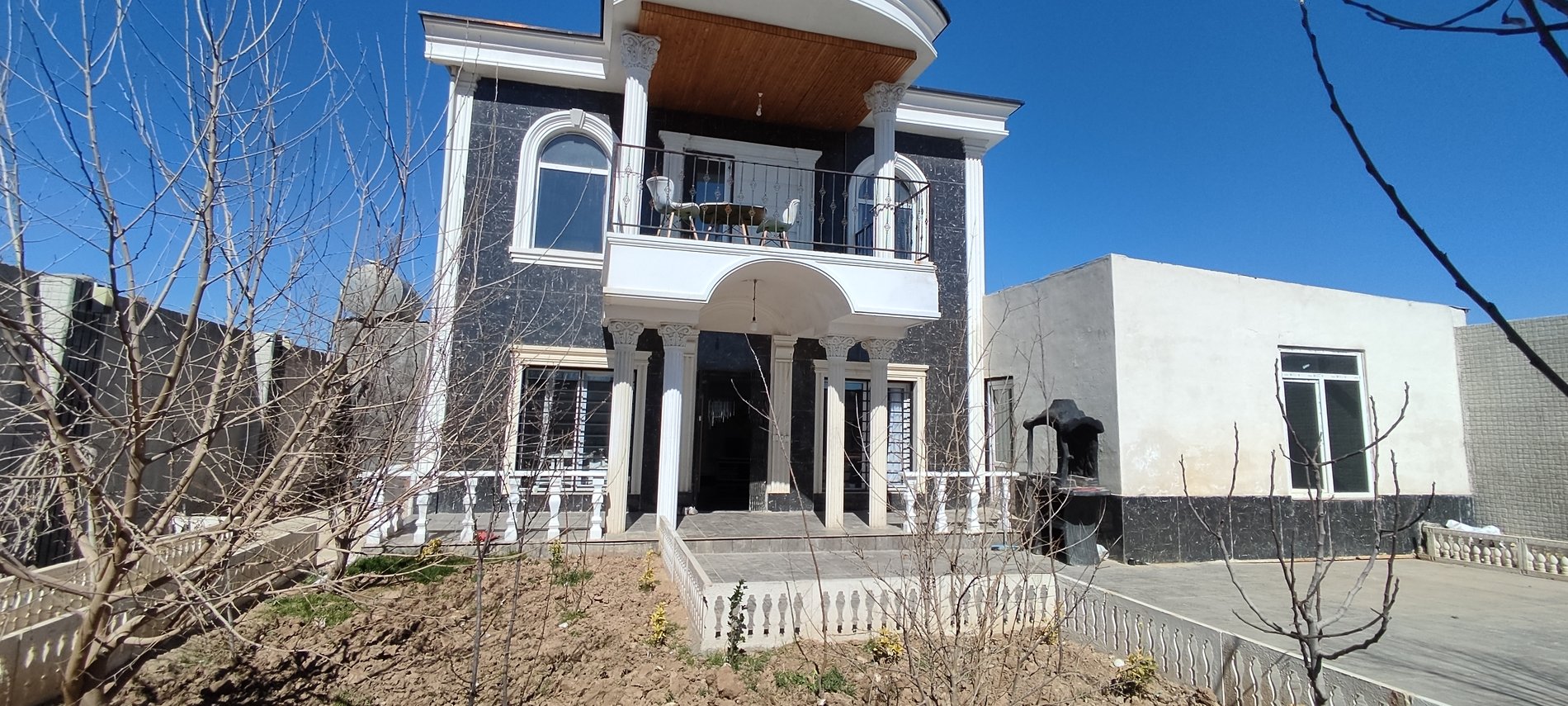 ویلا دوخوابه دوبلکس استخردار آبگرم سروری