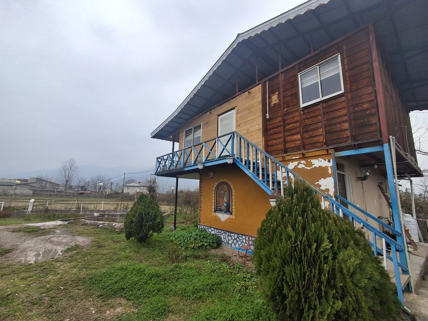 کلبه دوخوابه چوبی آوش