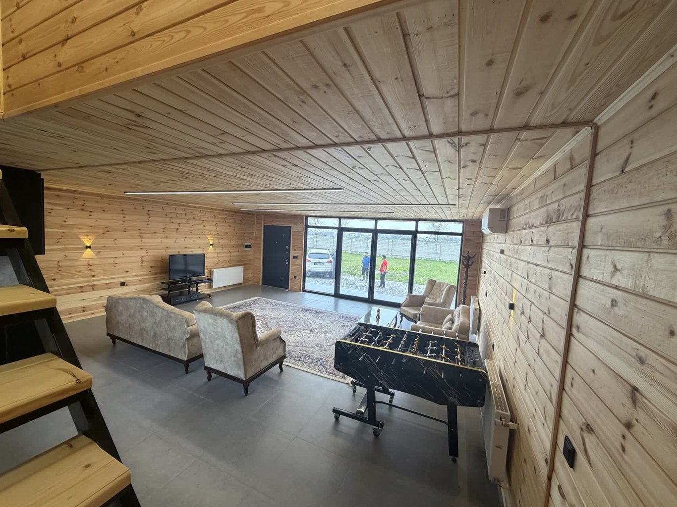 ویلا کلبه چوبی سه خوابه هشت بهشت