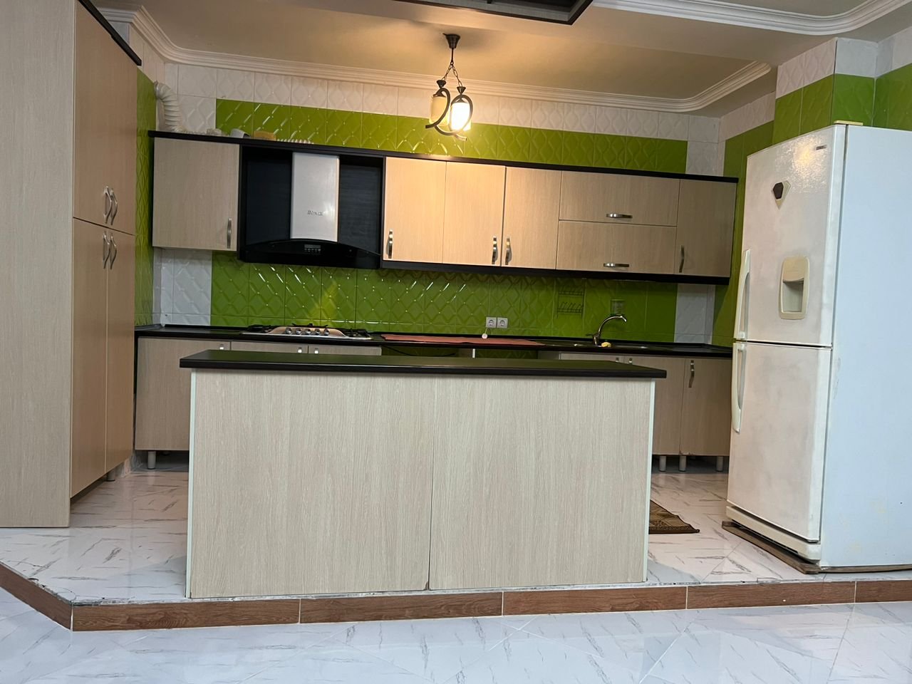 آپارتمان دوخوابه حمزه ای