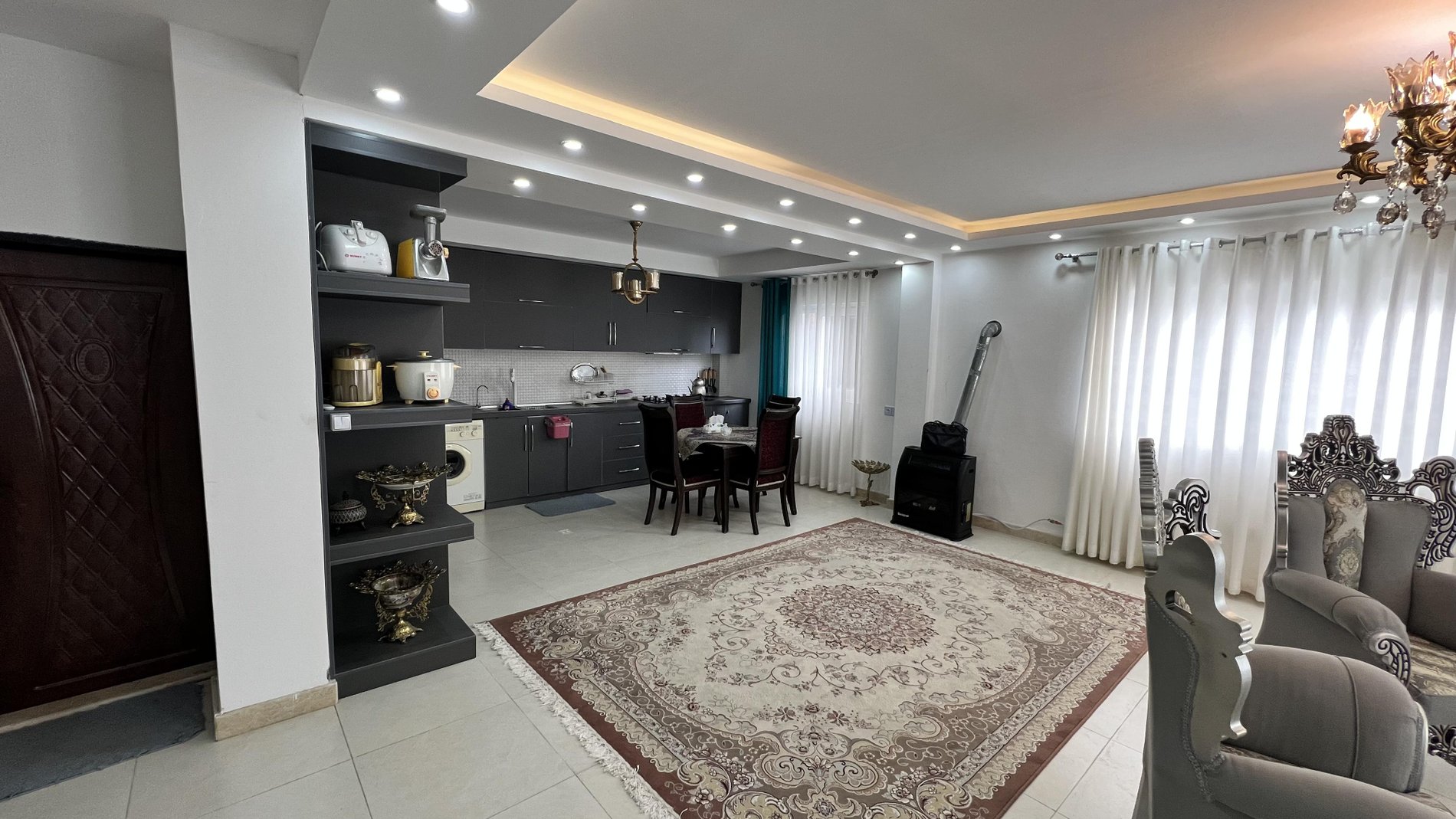 ویلا دوخوابه استخردار آبگرم برکه