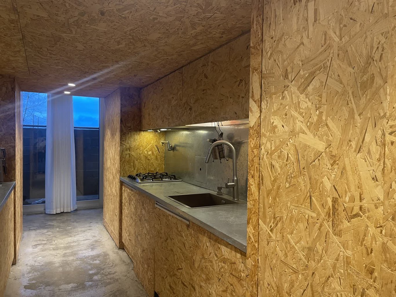 ویلا دوخوابه استخردار آبگرم تیجان