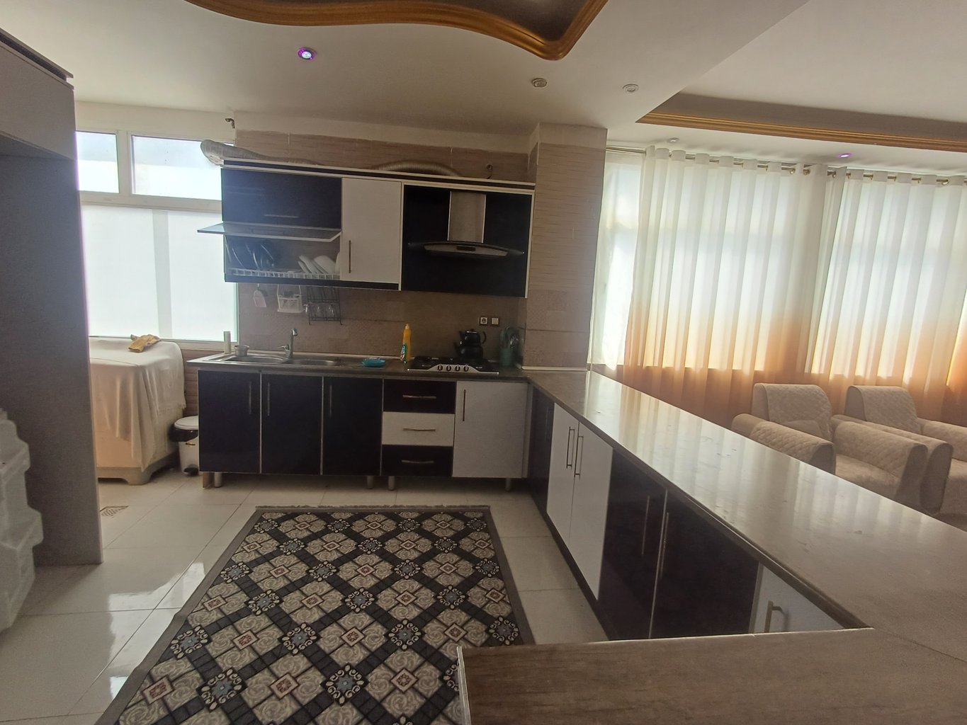 آپارتمان دو خوابه خورشید