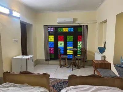 بومگردی زیبا - واحد 4