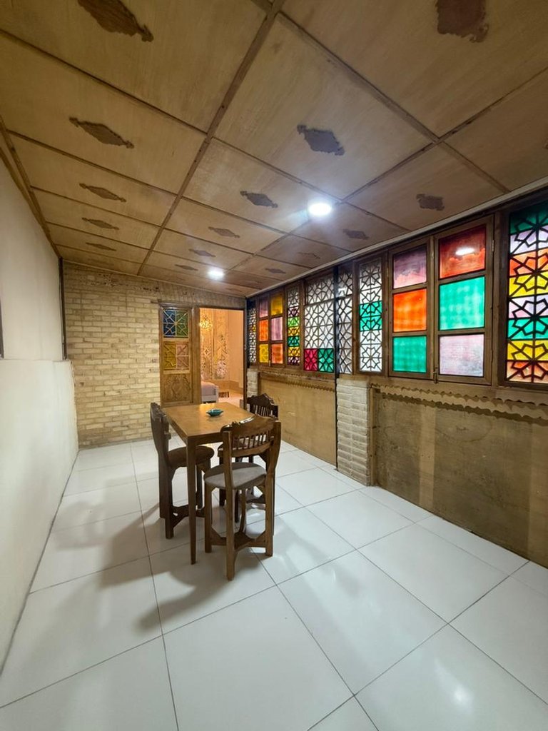 بوم گردی یک خوابه زیبا واحد 7