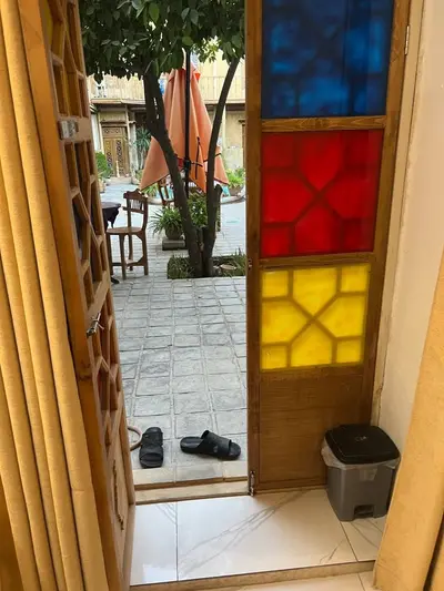 بومگردی زیبا - واحد 6