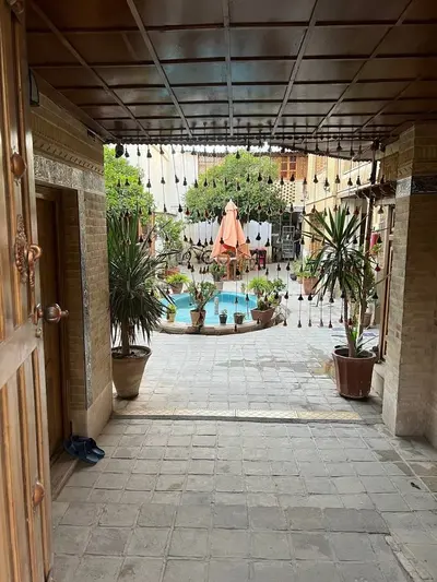 بومگردی زیبا - واحد 2