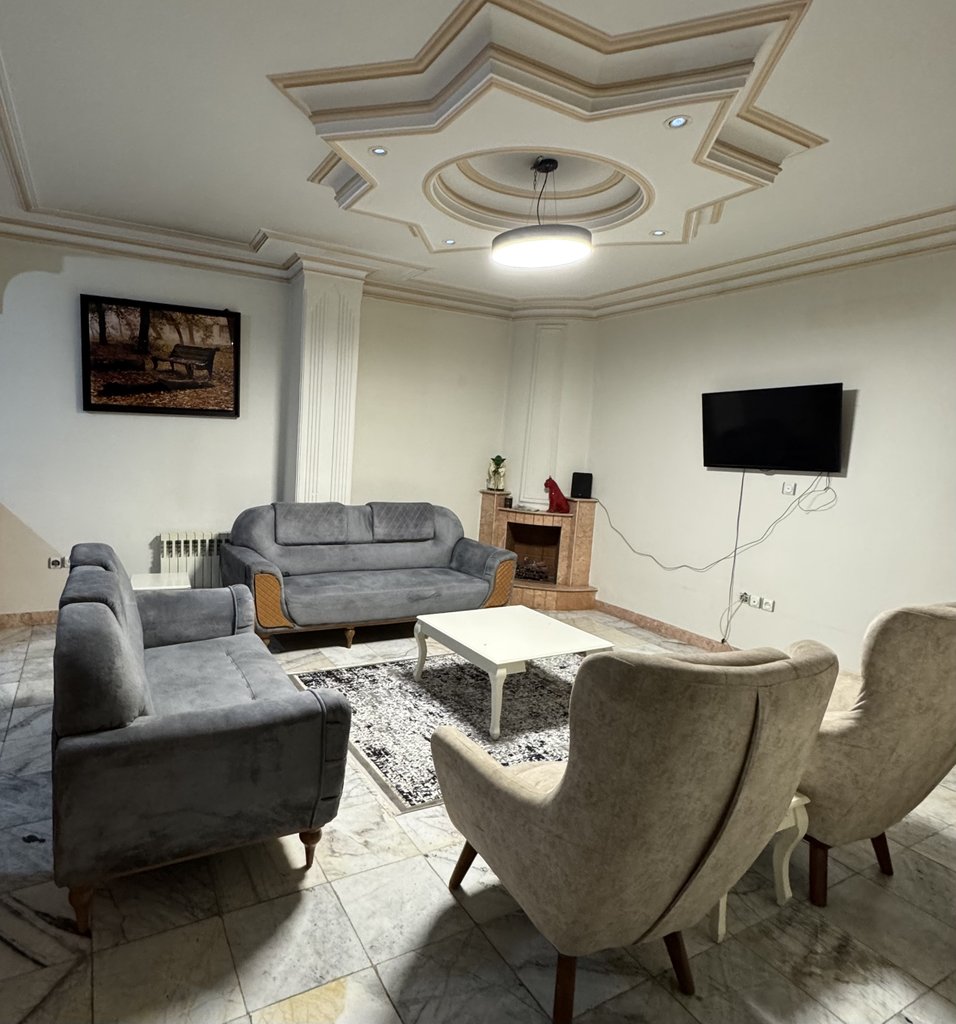 آپارتمان دوخوابه مددی شهرک گلستان