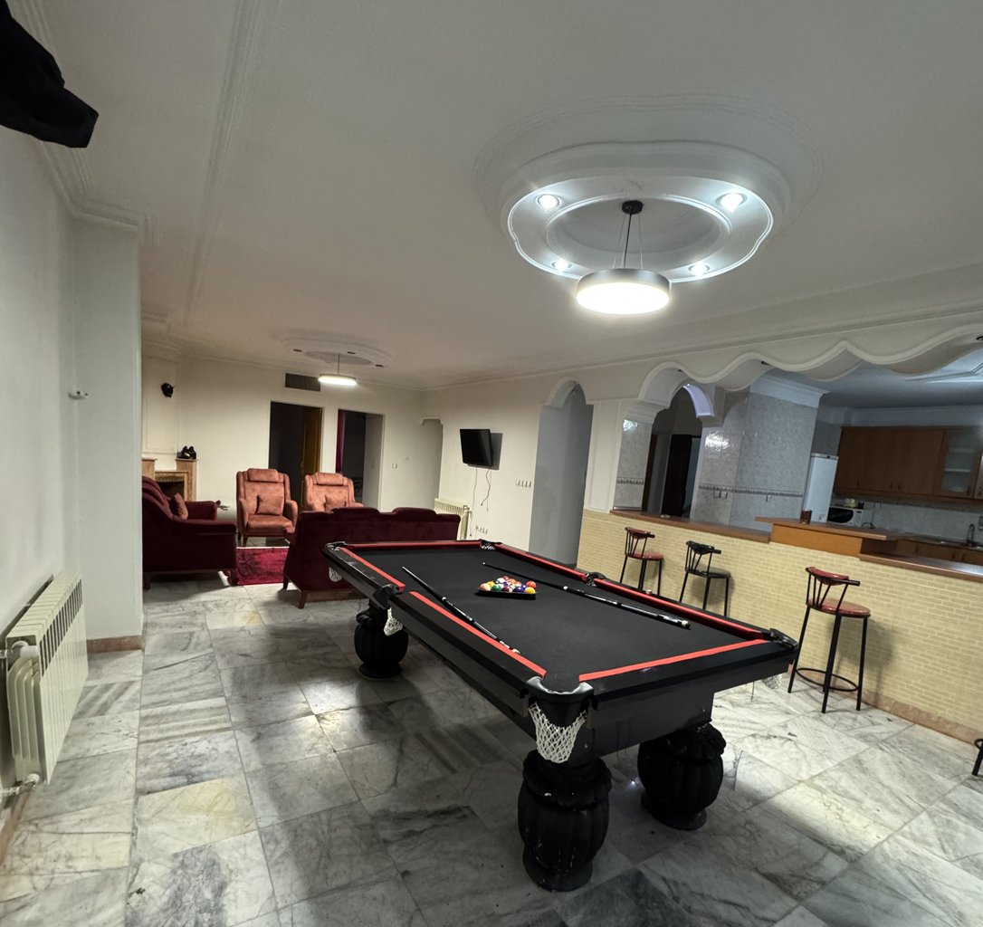 آپارتمان سه خوابه مددی شهرک گلستان