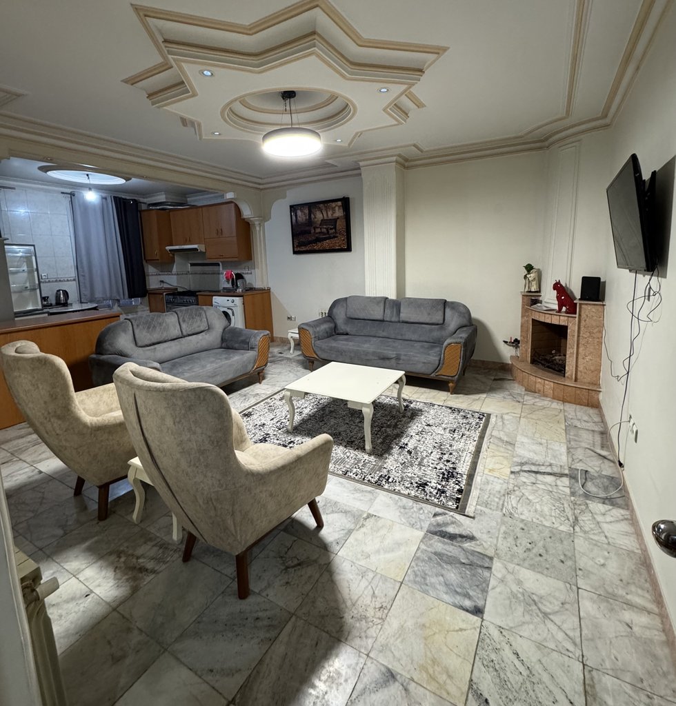 آپارتمان دوخوابه مددی شهرک گلستان