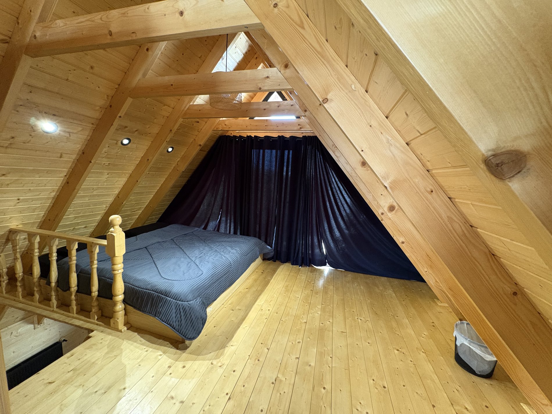 کلبه دوخوابه جکوزی دار جعفری 1