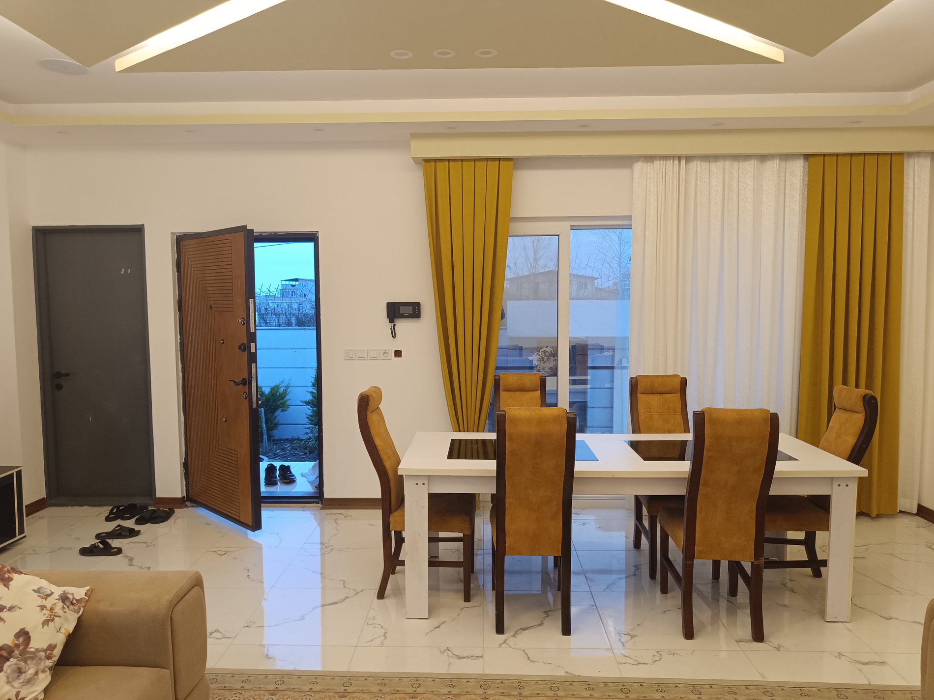 ویلا دوخوابه استخردار آبگرم ماهور 33