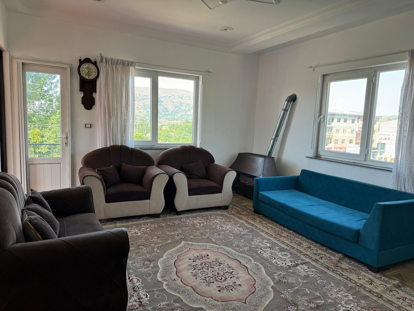 آپارتمان دوخوابه رز 10