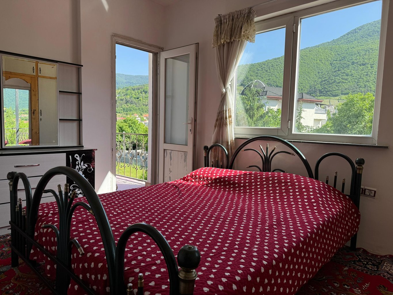 آپارتمان دوخوابه رز 10