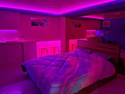 آپارتمان فلت سی و سه پل