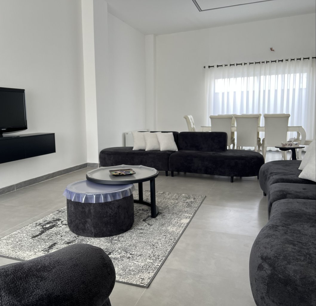 ویلا سه خوابه دوبلکس سفيد حاجی کلا