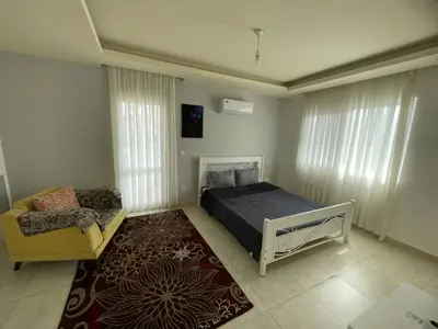 ویلا سه خوابه ساحلی استخردار چهارفصل حسین زاده