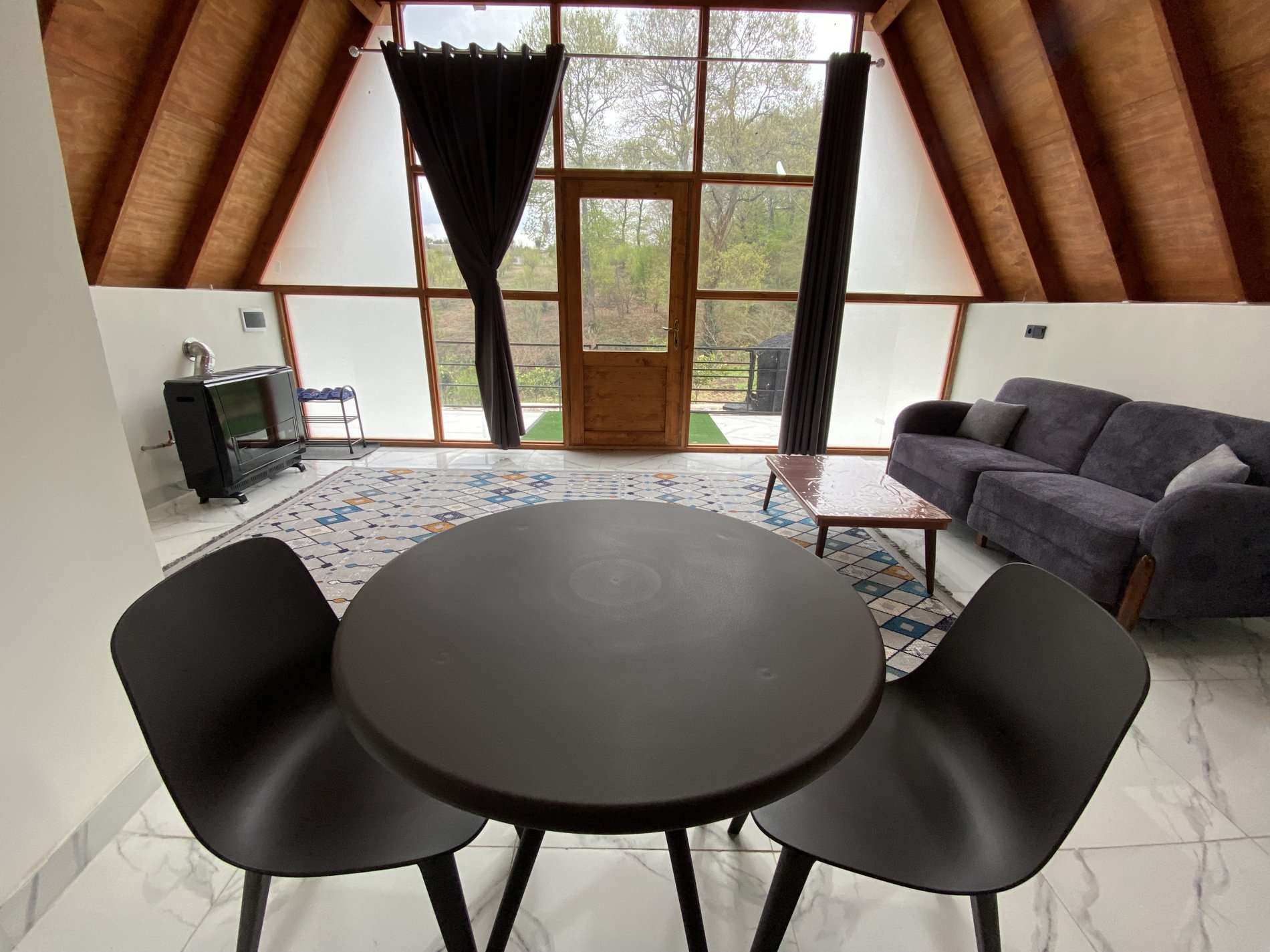 بومگردی سوئیسی جنگلی آلاشتی - کلبه بابلکنار