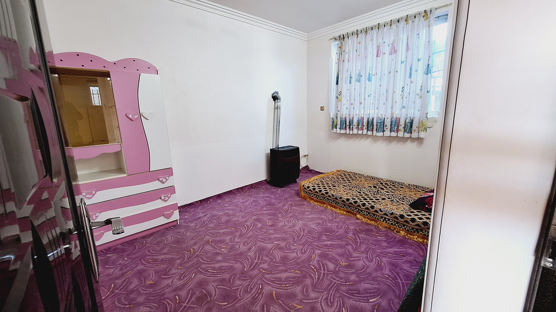 ویلا ویلا لوگس در موقعیت استثنایی