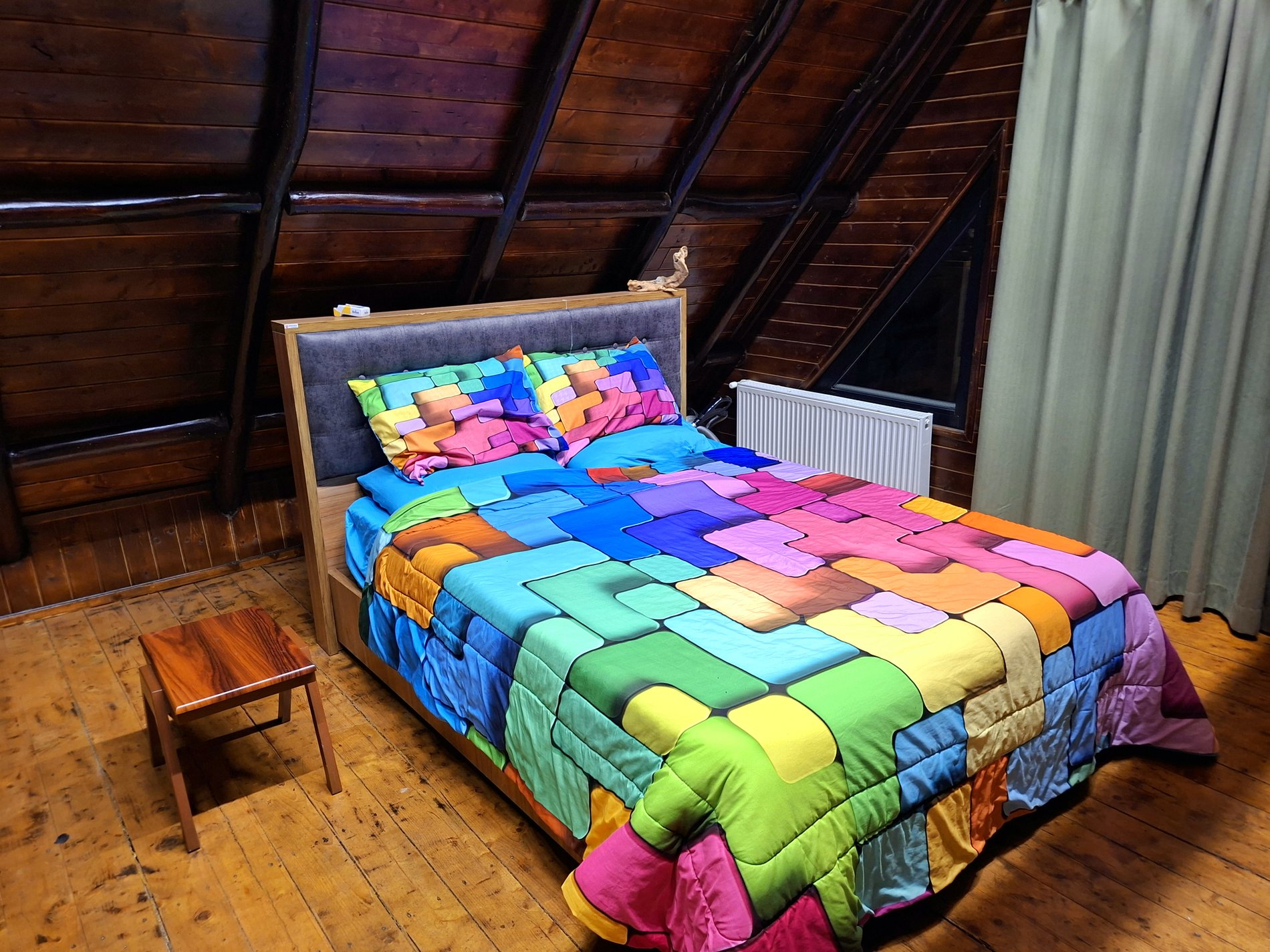 ویلا یک خوابه استخردار آبگرم پالونیا