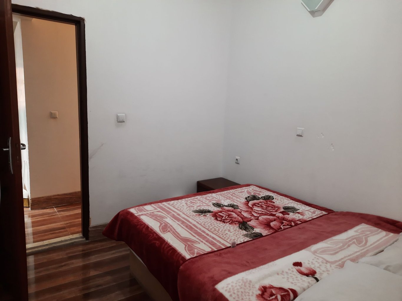 هاستل کوله پشتی - واحد ۳