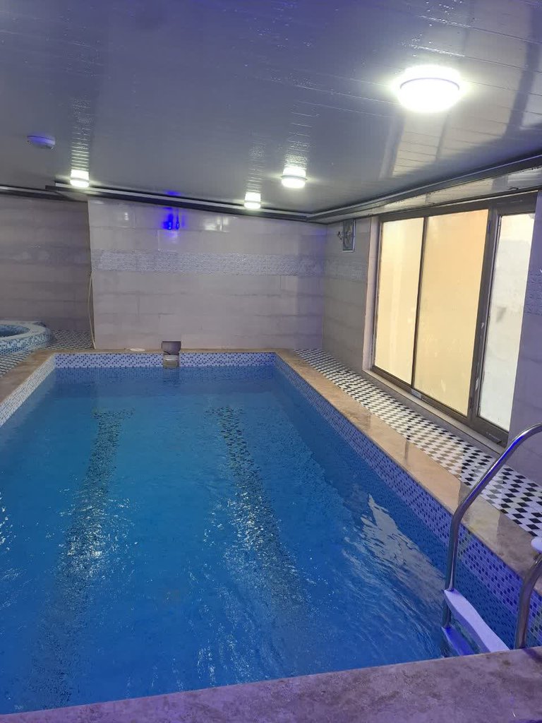 ویلا دوخوابه استخردار ابگرم فروغی