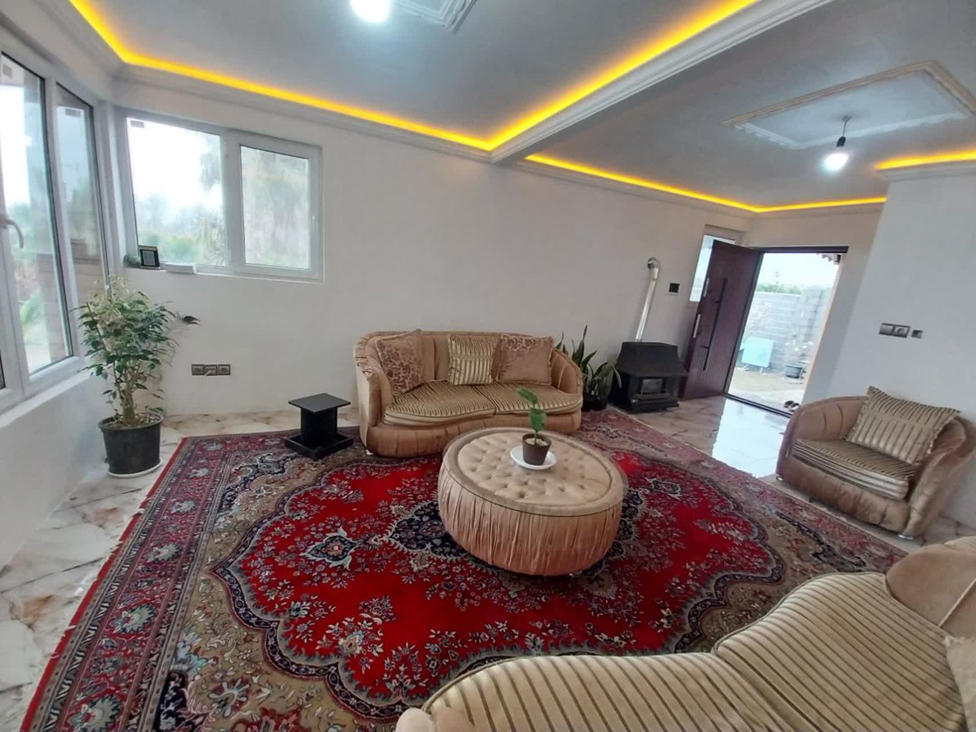 ویلا دوخوابه دکتر فرخی نژاد