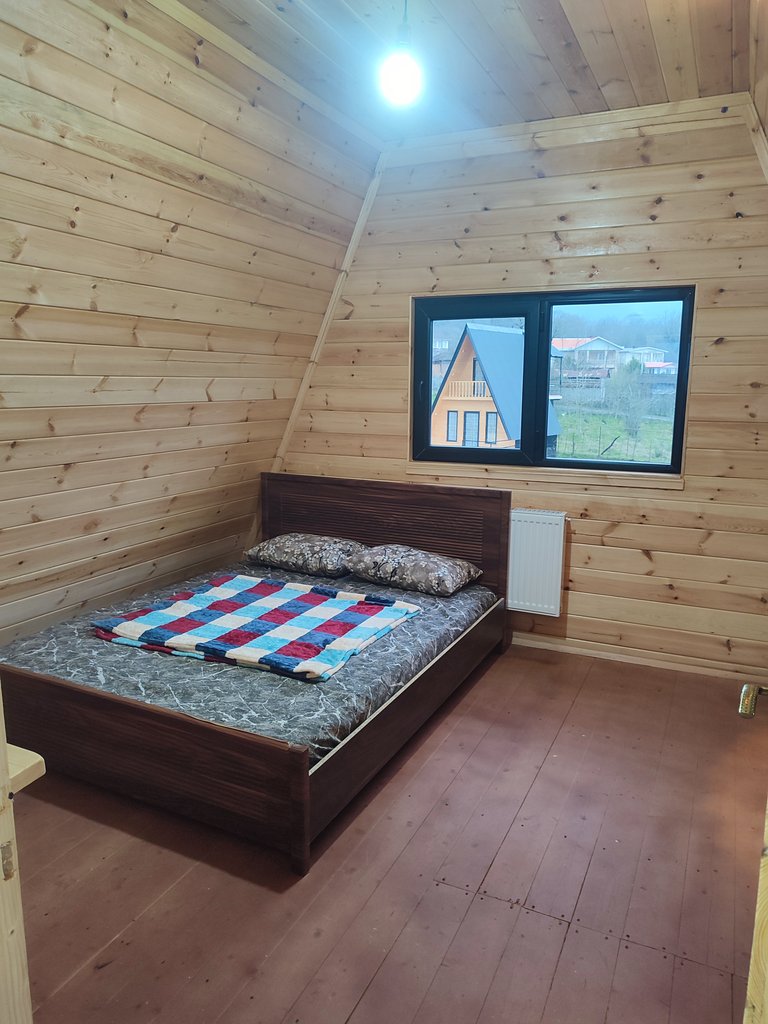 کلبه دوخوابه سوئیسی جنگلی ناصر