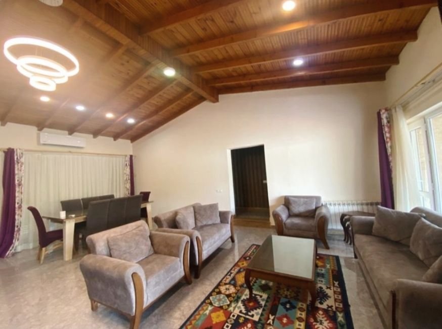ویلا چهارخوابه استخردار آبگرم مریم