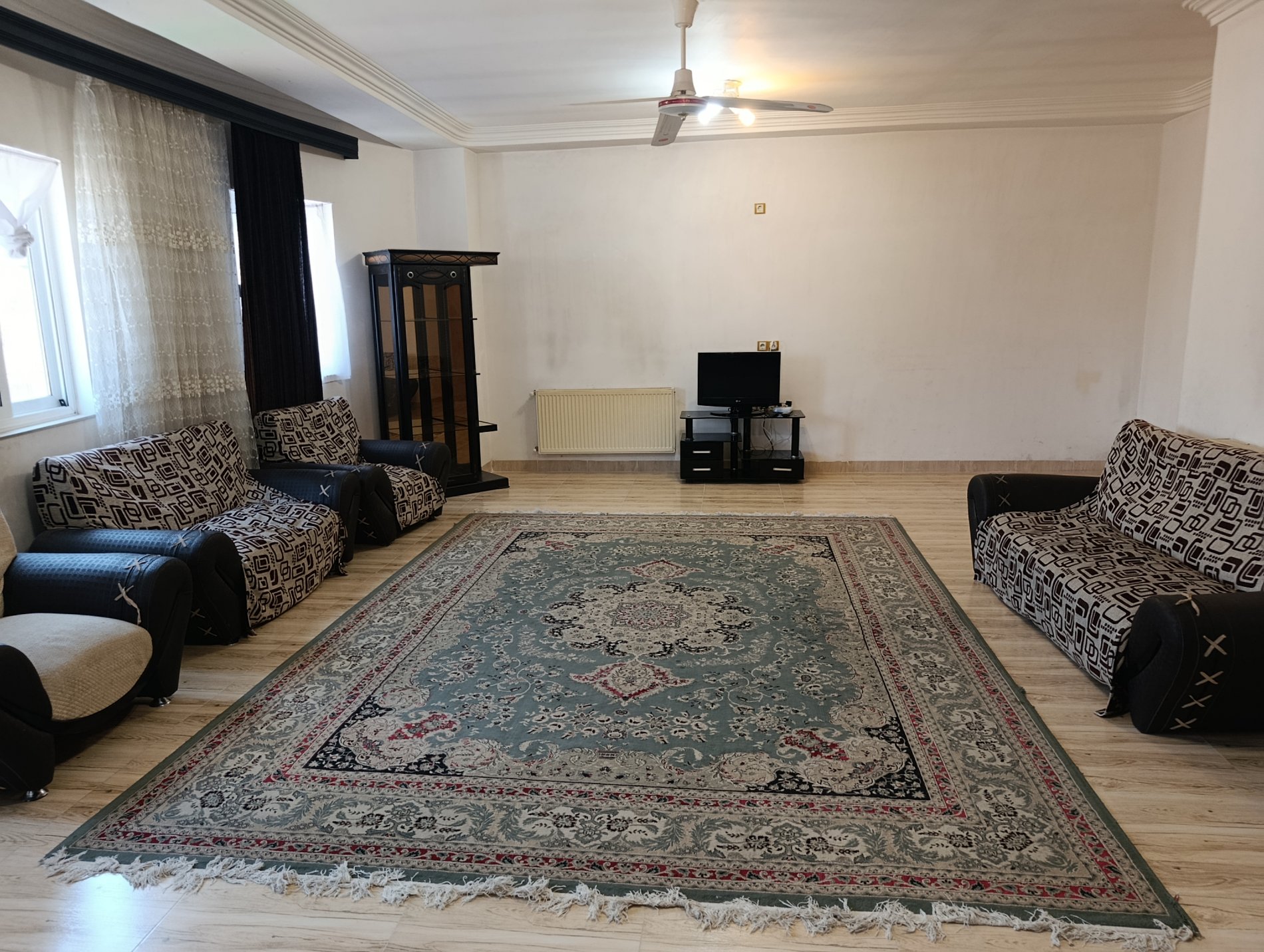 آپارتمان دوخوابه باقری 5