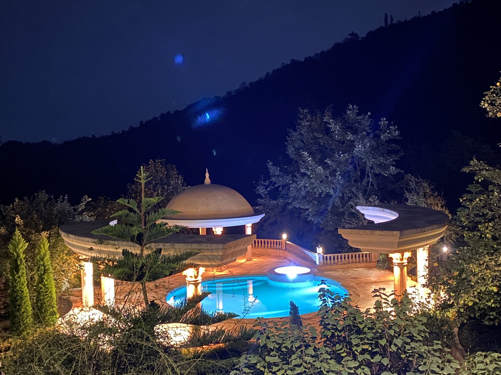 ویلا یک خوابه استخردار آبگرم پارادایس