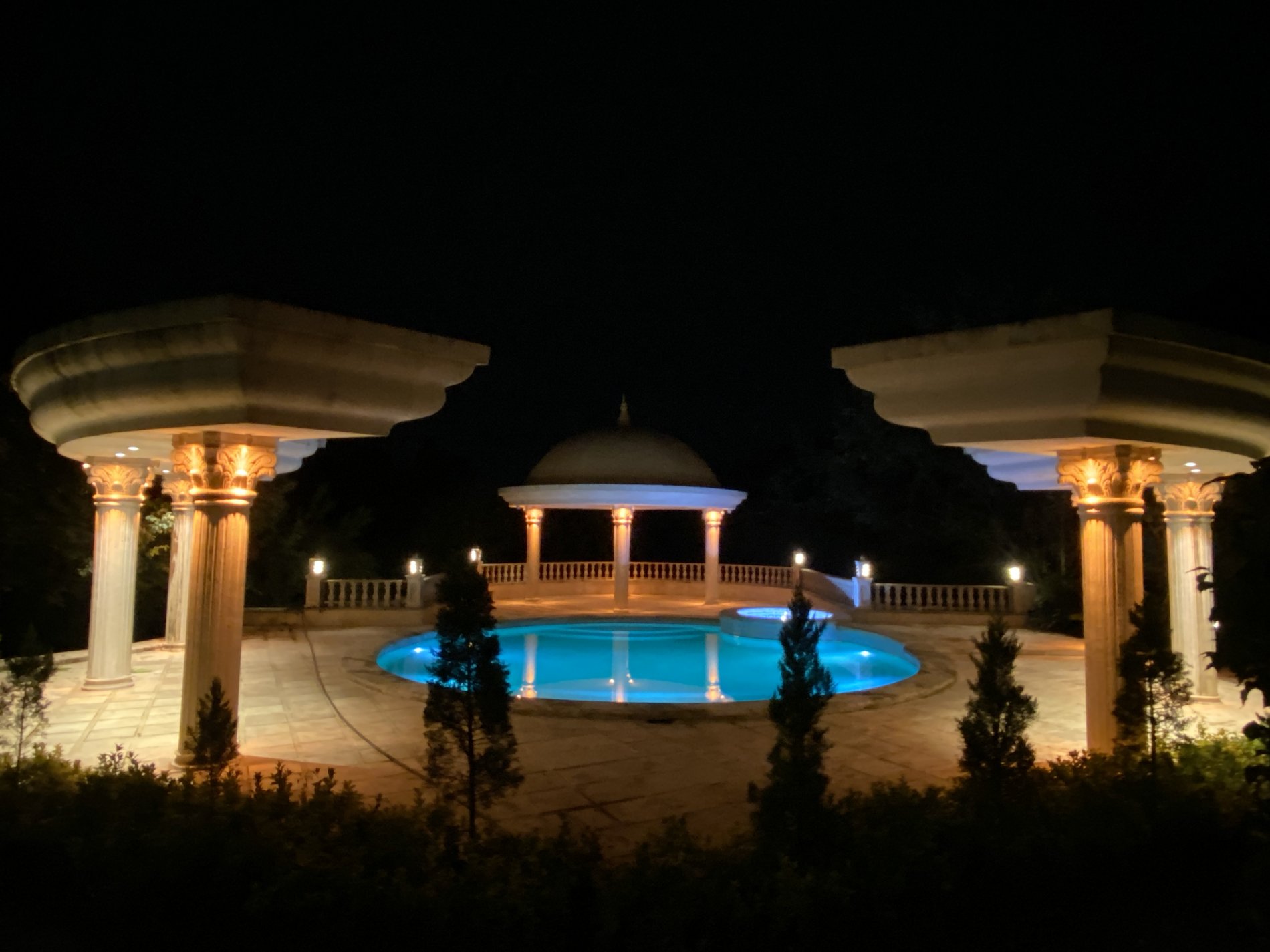 ویلا یک خوابه استخردار آبگرم پارادایس