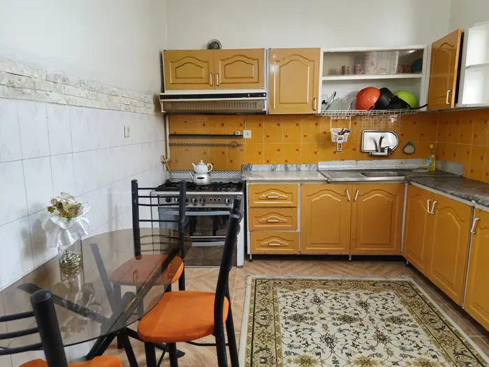 سوئیت یک خوابه گل شب بو