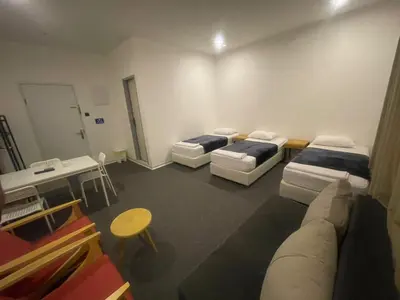 مجتمع اقامتی اکوتل - واحد سه تخته 9