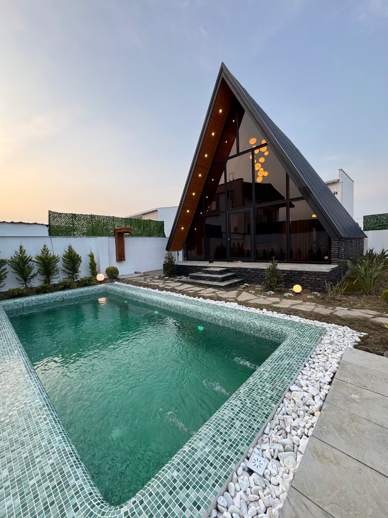 کلبه دوخوابه استخردار آبگرم نوبل