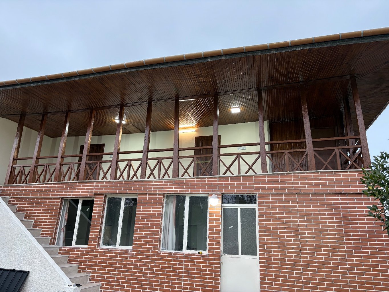 ویلا ویلا ی سنتی و مدرن