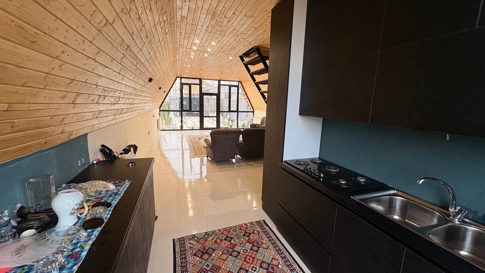 کلبه دوخوابه سوئیسی مایوکا