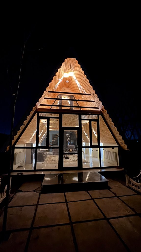 کلبه دوخوابه سوئیسی مایوکا